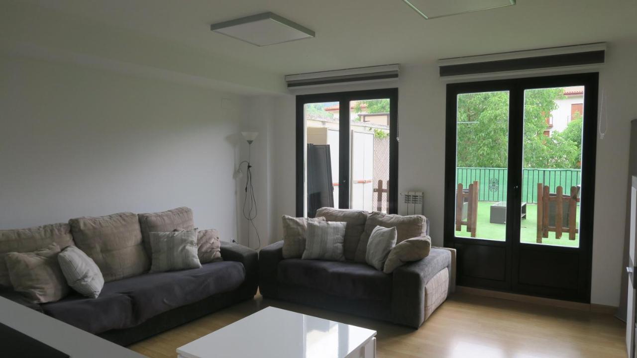 אסקראי Apartamentos Palacio Azcarate Calle Calvario מראה חיצוני תמונה